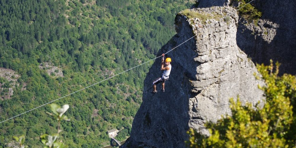 https://cevennes-evasion.fr/wp-content/uploads/2017/04/via-ferrata-Florac-2.jpg